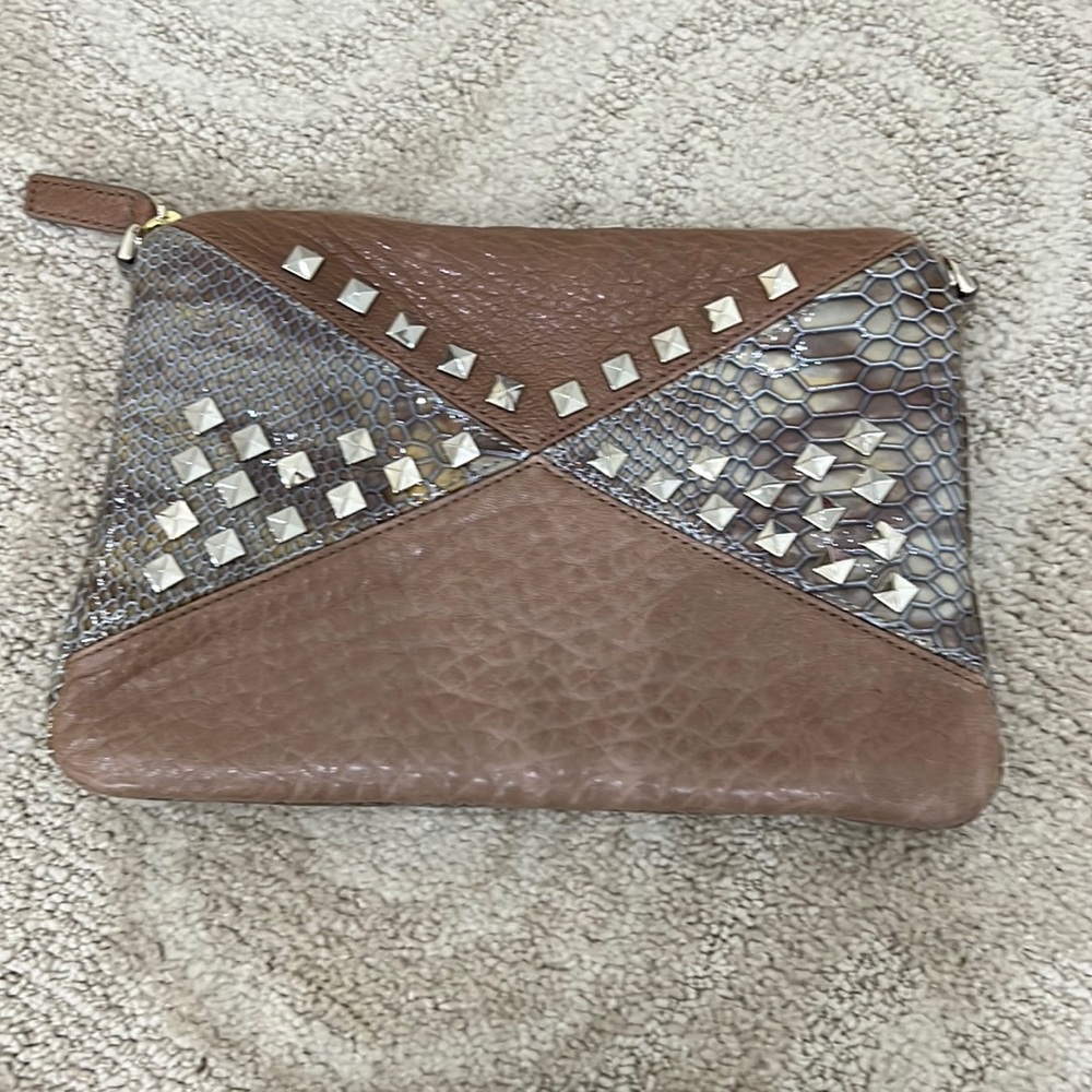 Clutch worn once/like new